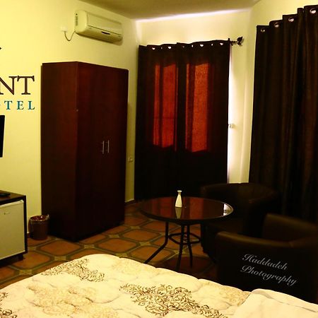 Orient Hotel Nablus Exterior foto