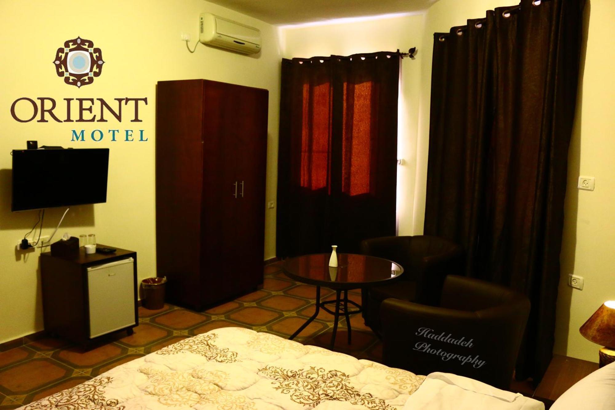 Orient Hotel Nablus Exterior foto