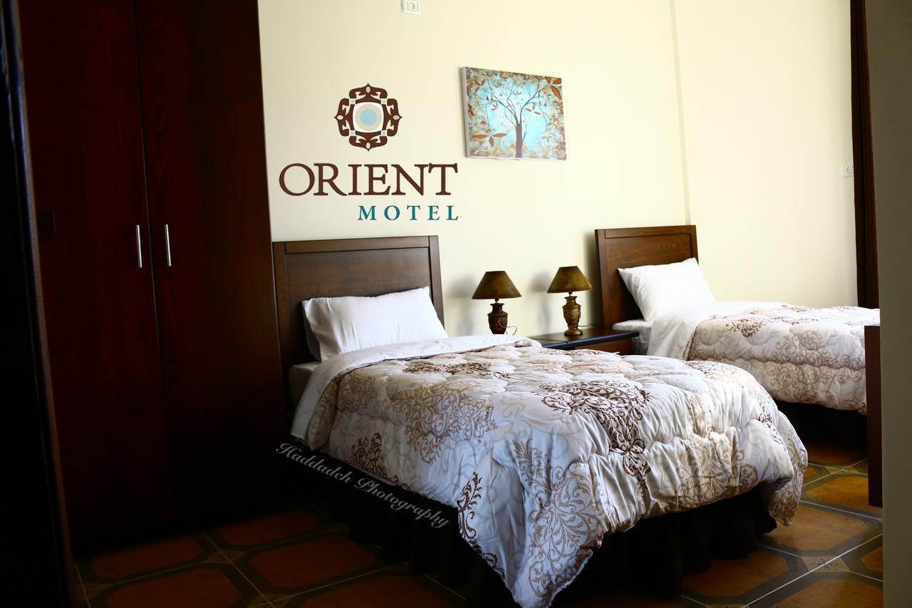 Orient Hotel Nablus Exterior foto