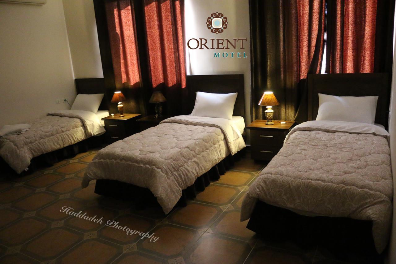 Orient Hotel Nablus Exterior foto