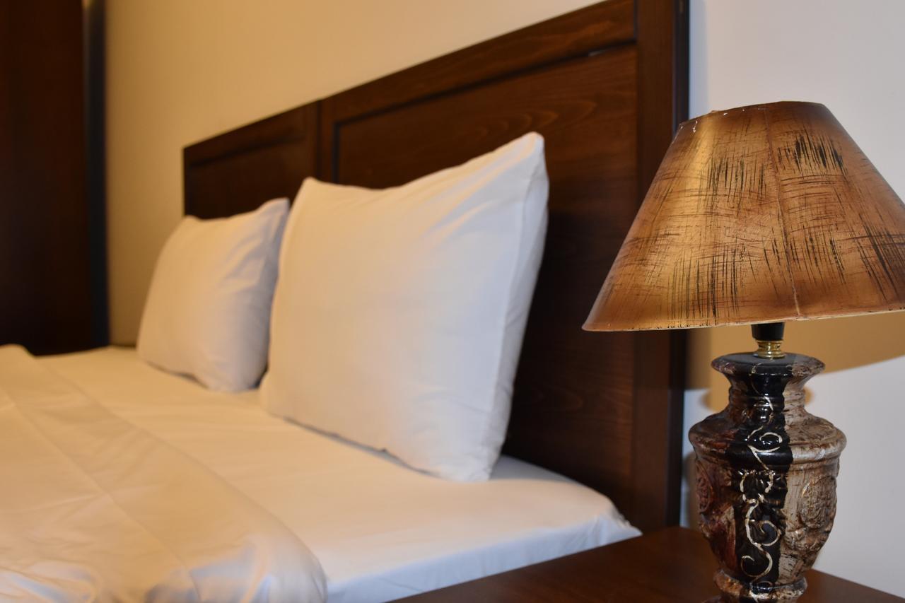 Orient Hotel Nablus Exterior foto