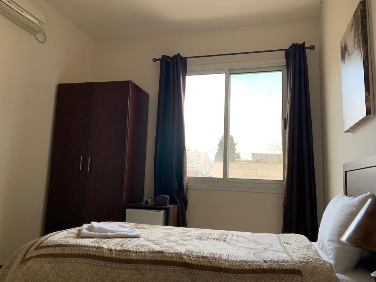 Orient Hotel Nablus Exterior foto